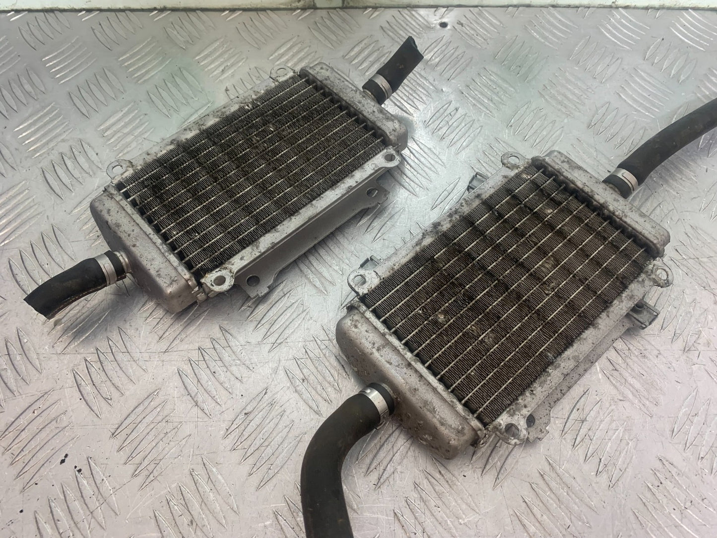 PIAGGIO VESPA GT125 L RADIATORS YEAR 2003 (CMB1300)