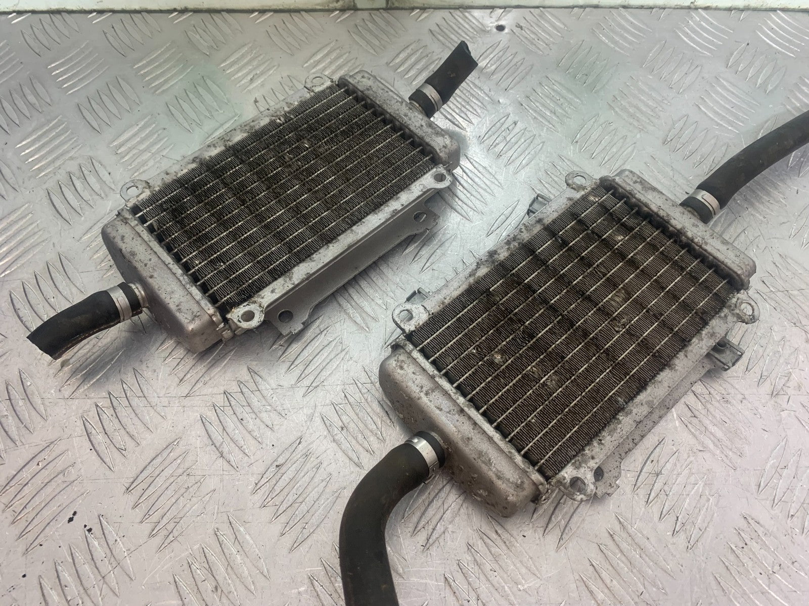 PIAGGIO VESPA GT125 L RADIATORS YEAR 2003 (CMB1300)