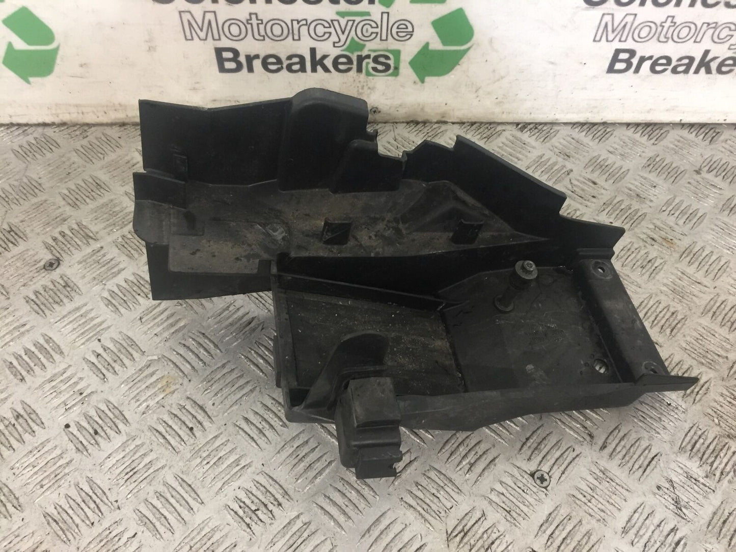 KAWASAKI ZX6R ZX6 R C1H UNDERTRAY YEAR 2005 2006 (STOCK 774)