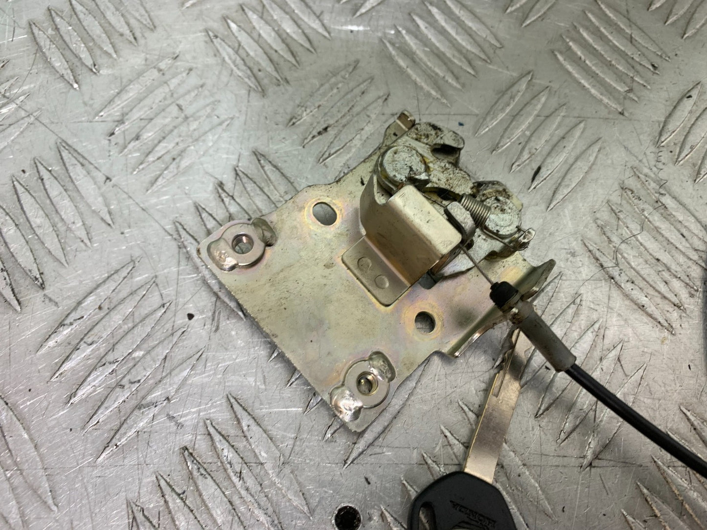 HONDA NSC110 VISION IGNITION SWITCH AND KEY   YEAR 2017-2020 (CMB1249)
