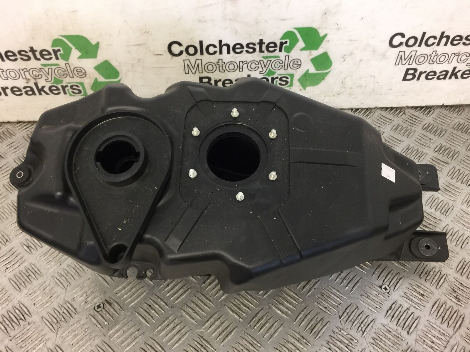 YAMAHA MT 125 MT125 PETROL TANK  YEAR 2014-2019 ABS (STOCK 477)