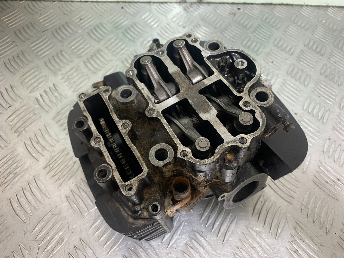 KAWASAKI VN1500 CLASSIC REAR HEAD AND CAM    YEAR 1999 -2006 (CMB1166)