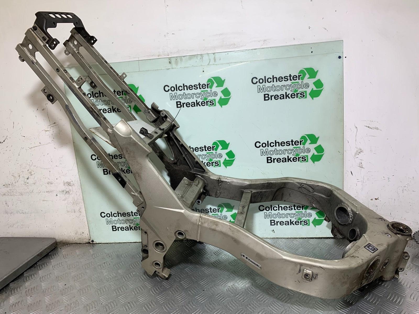 KAWASAKI ZZR1100 D FRAME REG LOG BOOK YEAR 1993-2001 (CMB1289)