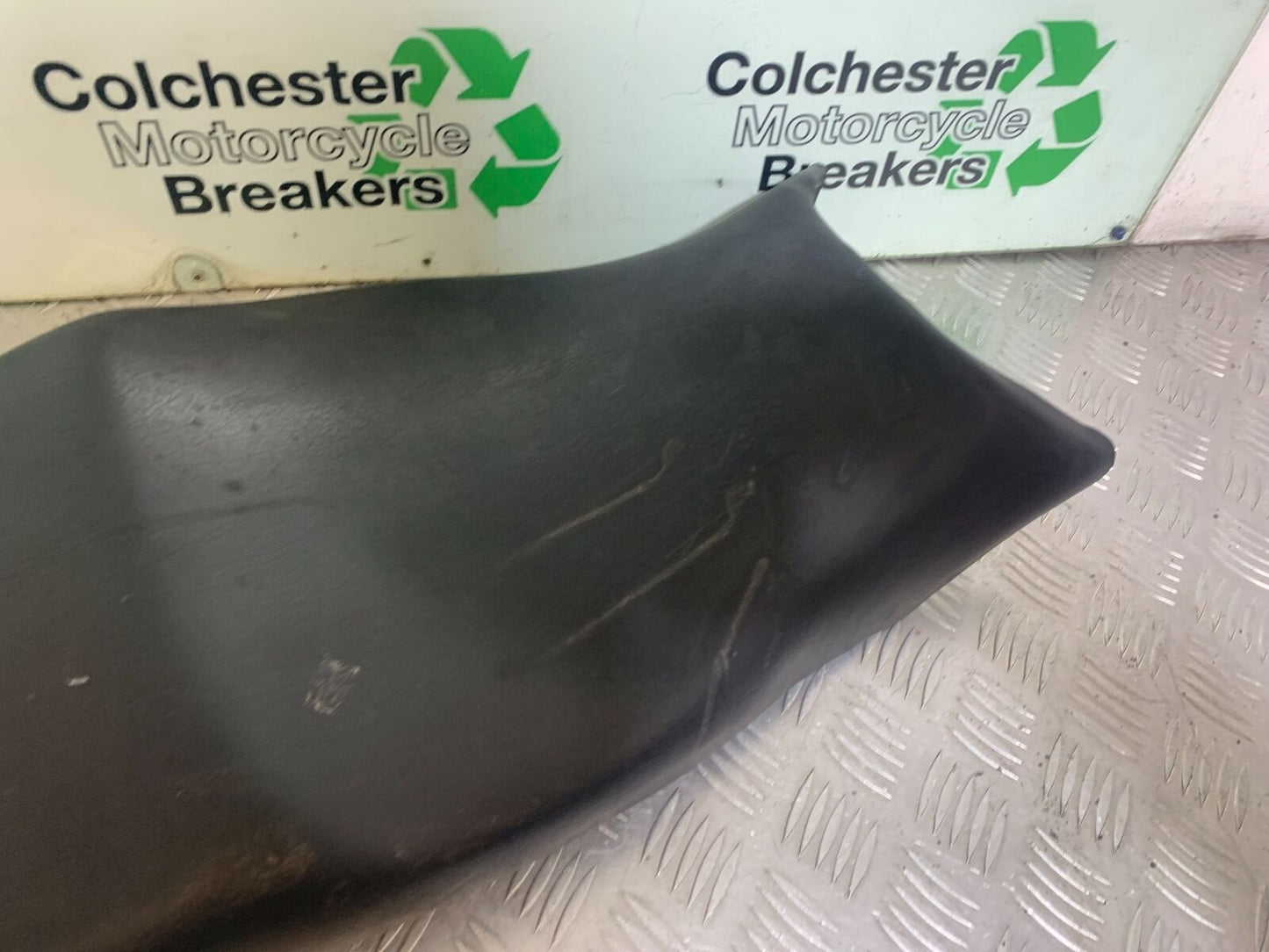 YAMAHA YZF600 YZF 600 THUNDERCAT SEAT  1996-2003 (CMB1134)