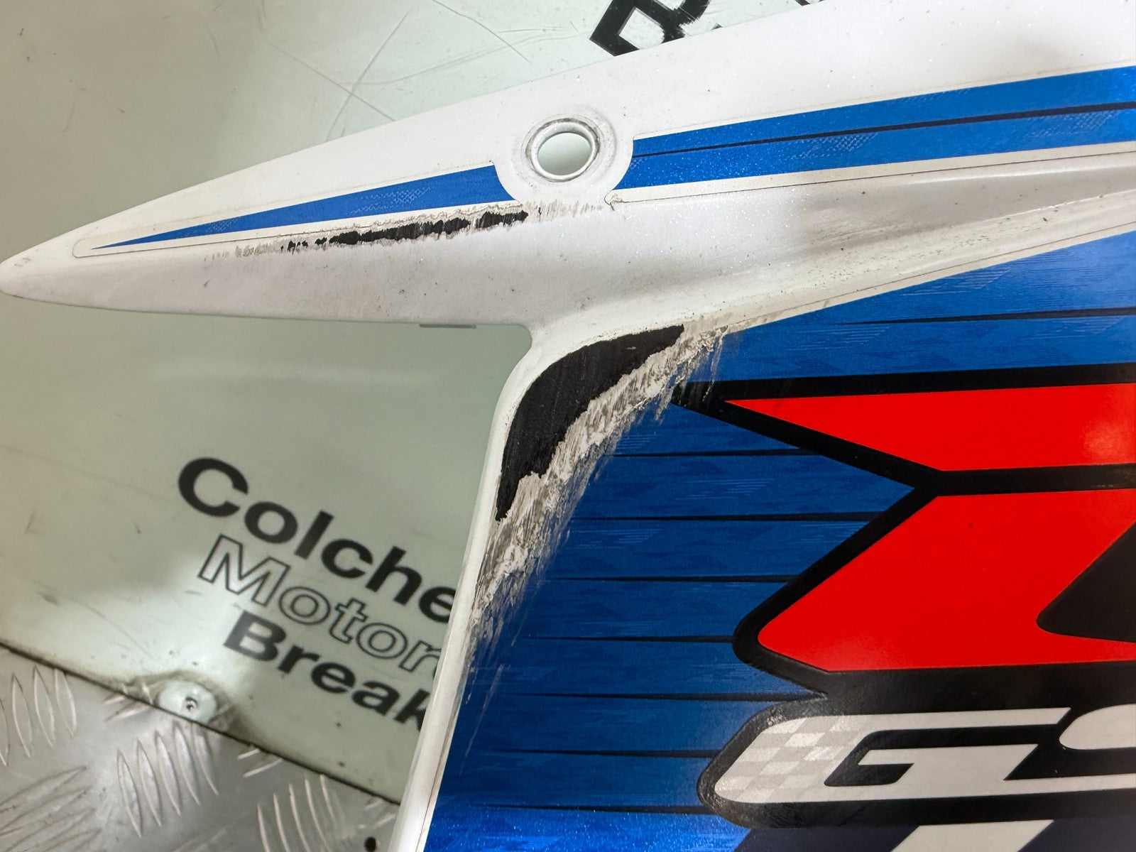 SUZUKI GSXR 600 GSXR600 L1-L8 RIGHT FAIRING PANEL YEAR 2011-2017