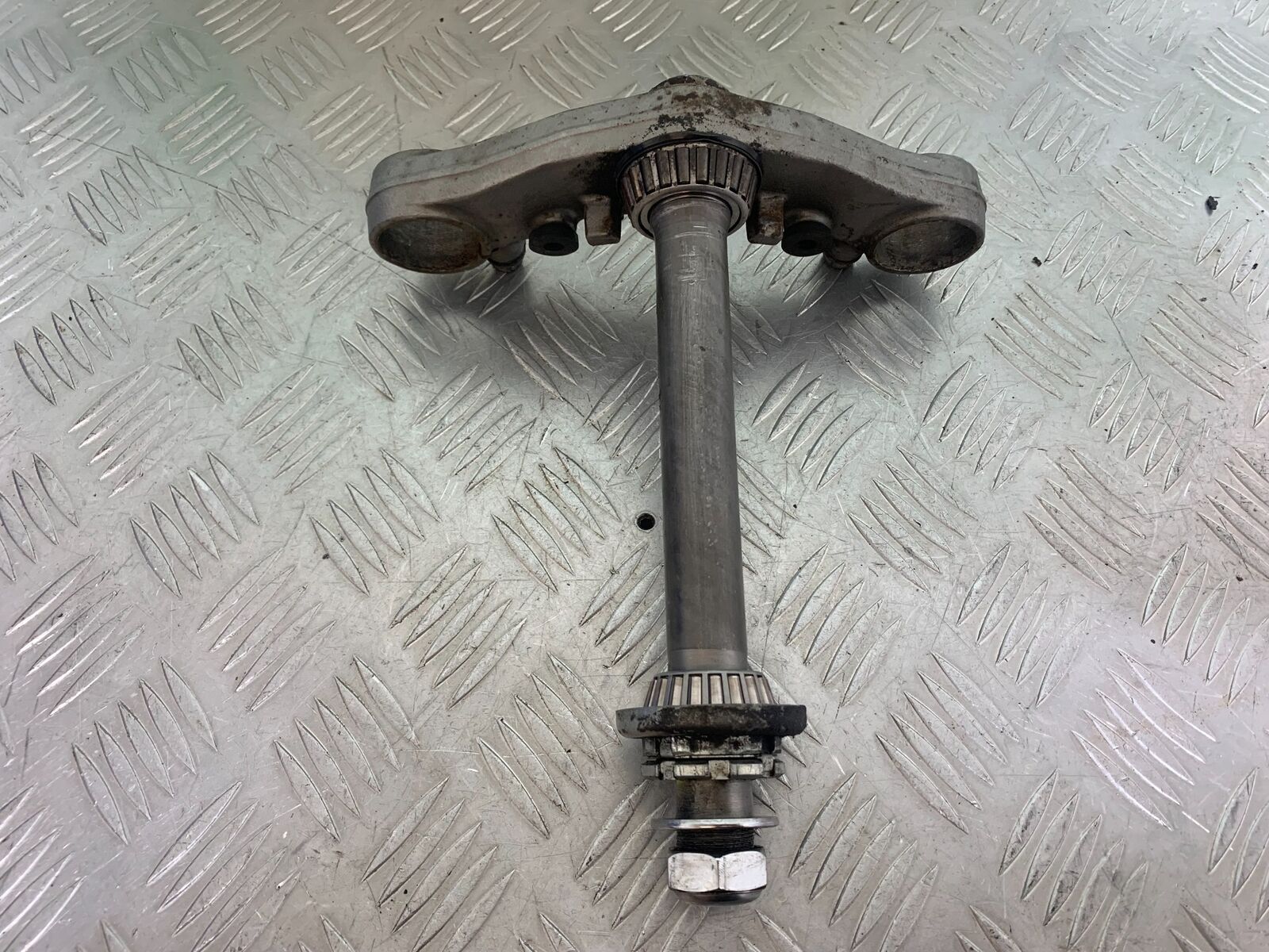HONDA CB600 CB 600 HORNET BOTTOM YOKE  YEAR 1998 -2002 (CMB1126)