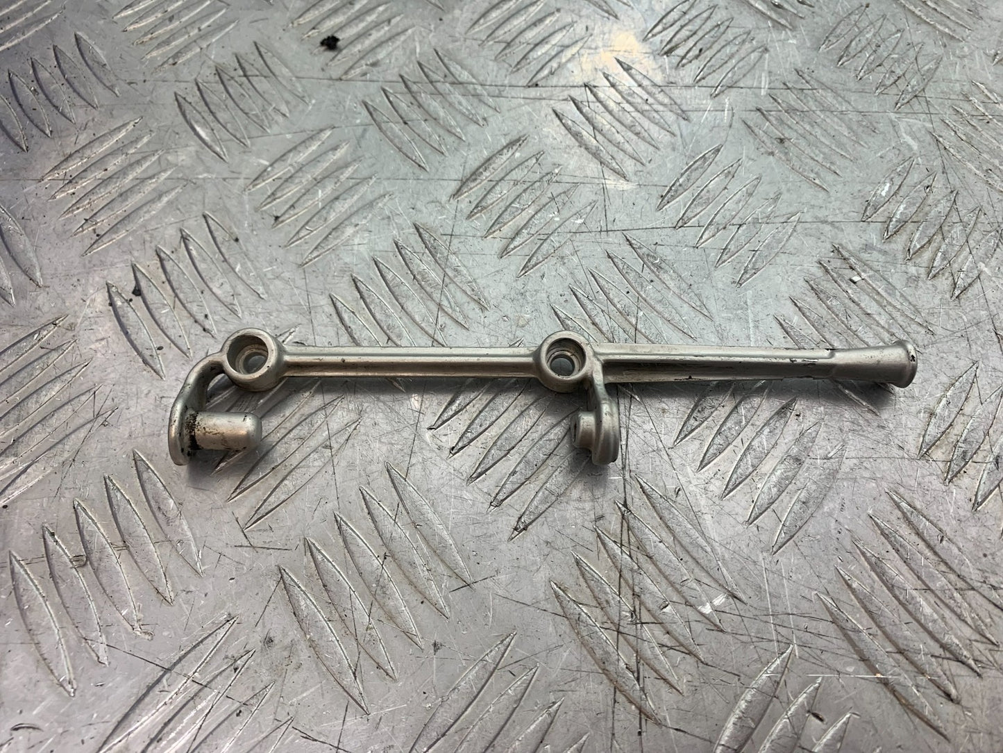DUCATI 1198 S OIL COOLER BRACKET  YEAR 2009-2011 (CMB1219)