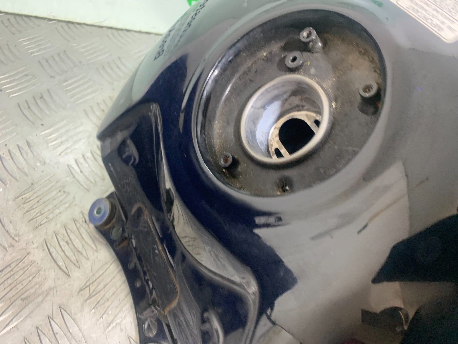 KAWASAKI GTR1400 GTR 1400 PETROL TANK YEAR 2007-09(CMB1174)