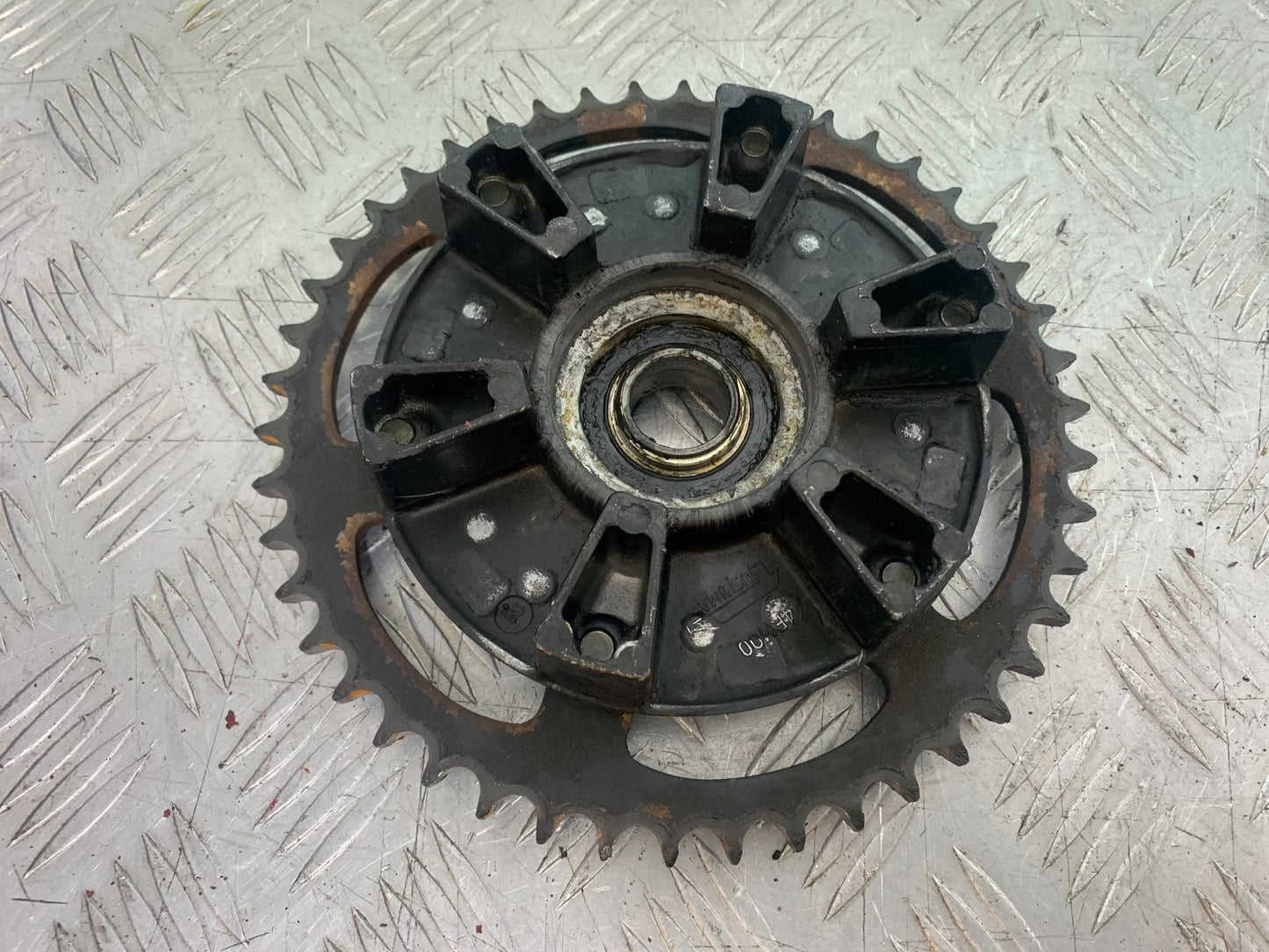 YAMAHA YZF1000 THUNDERACE SPROCKET CARRIER  YEAR 1997-2000 (CMB1204)