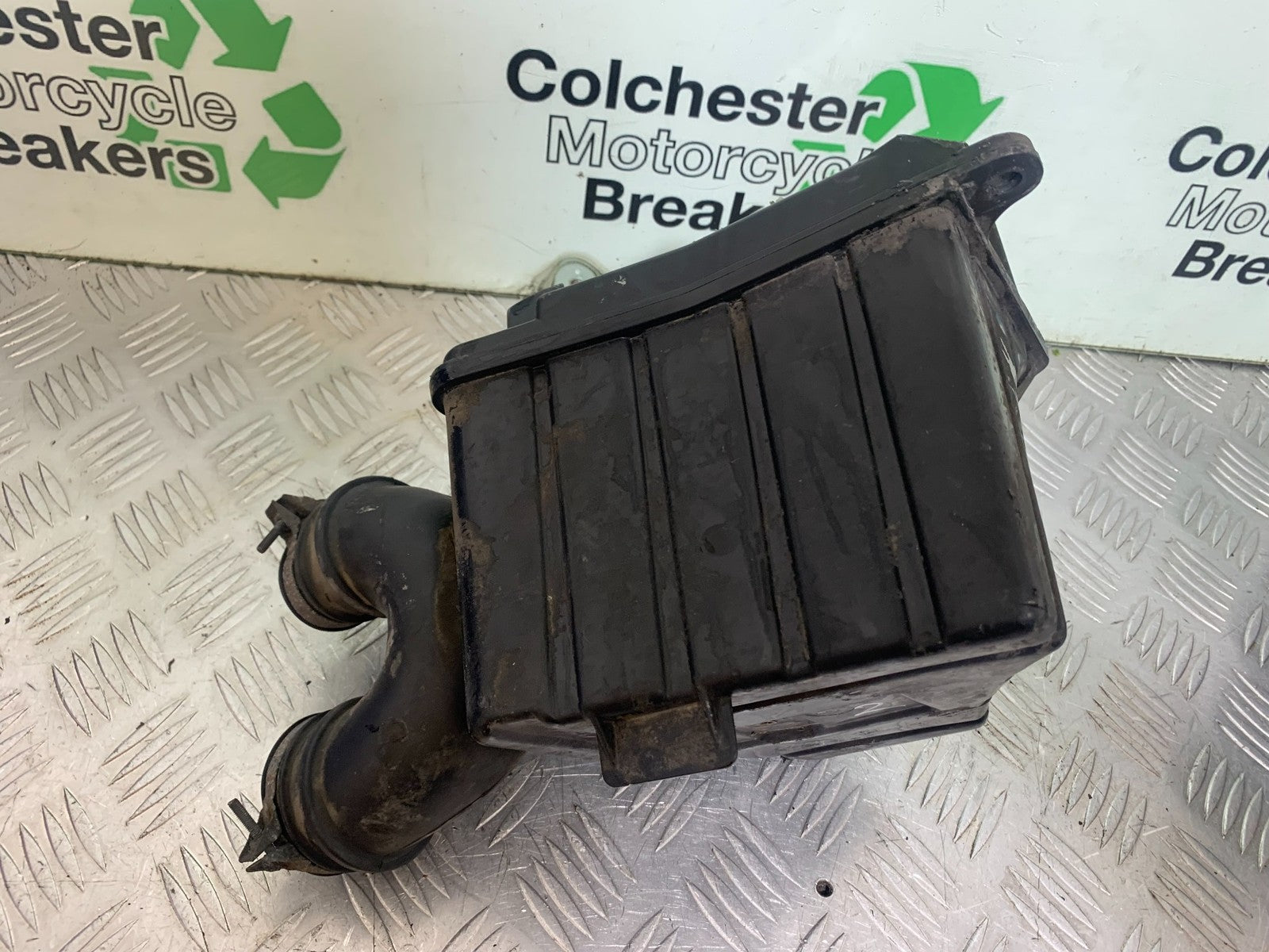 HONDA GL500 GL 500 SILVERWING AIRBOX  YEAR 1981-82  (CMB1168)