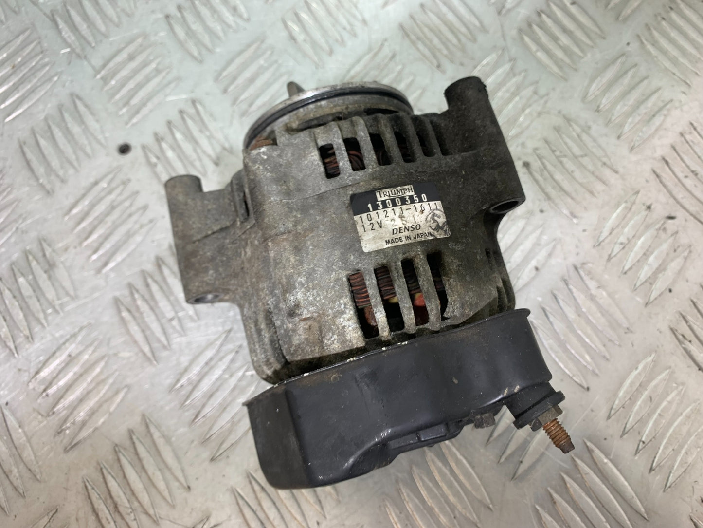 TRIUMPH T509 SPEED TRIPLE ALTERNATOR  YEAR 1997-1998 (CMB1144)