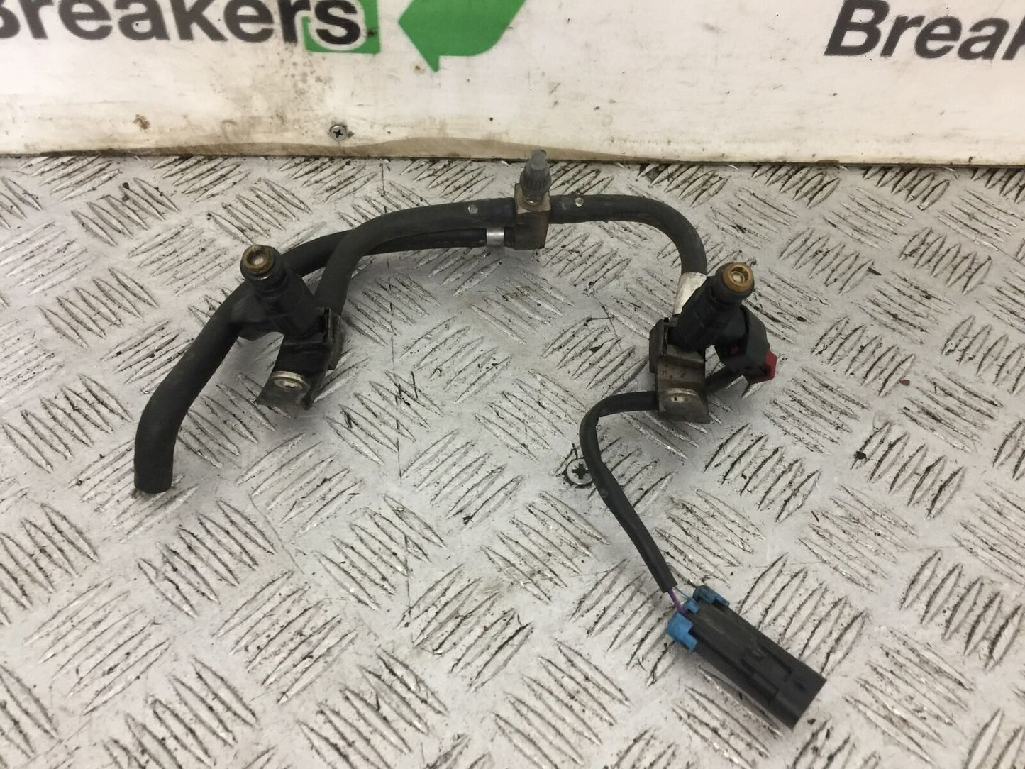 VICTORY V92 C INJECTORS  YEAR 2004 (STOCK 765)