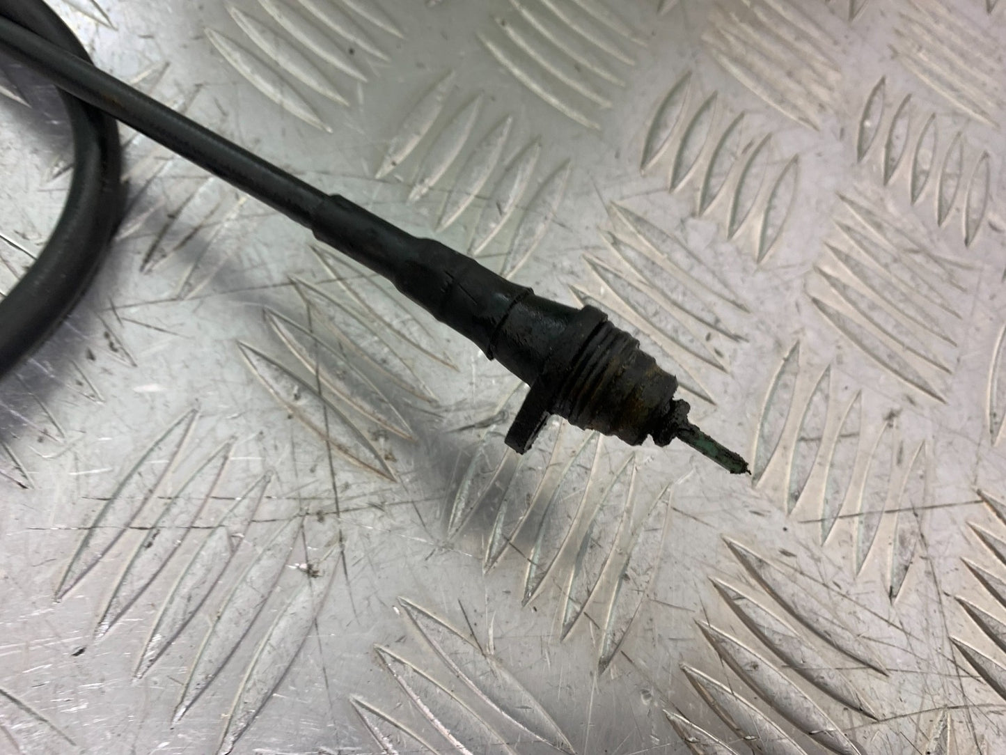 PIAGGIO VESPA LX50 LX S 50 SPEEDO CABLE  YEAR 2007-2016 (CMB1290)