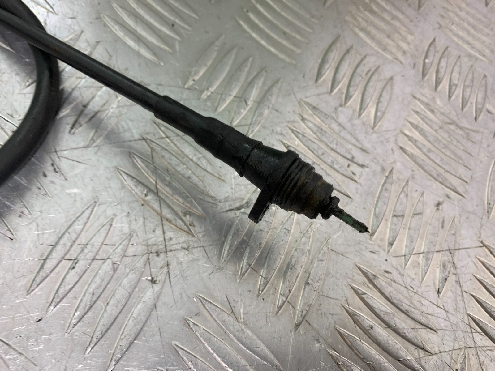 PIAGGIO VESPA LX50 LX S 50 SPEEDO CABLE  YEAR 2007-2016 (CMB1290)