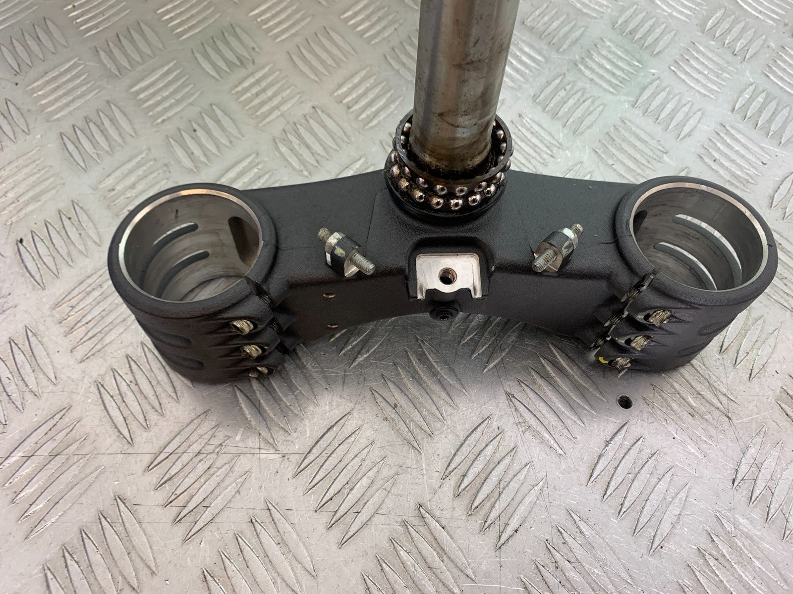 DUCATI 1299 PANIGALE BOTTOM YOKE  YEAR 2016 (CMB 1187)