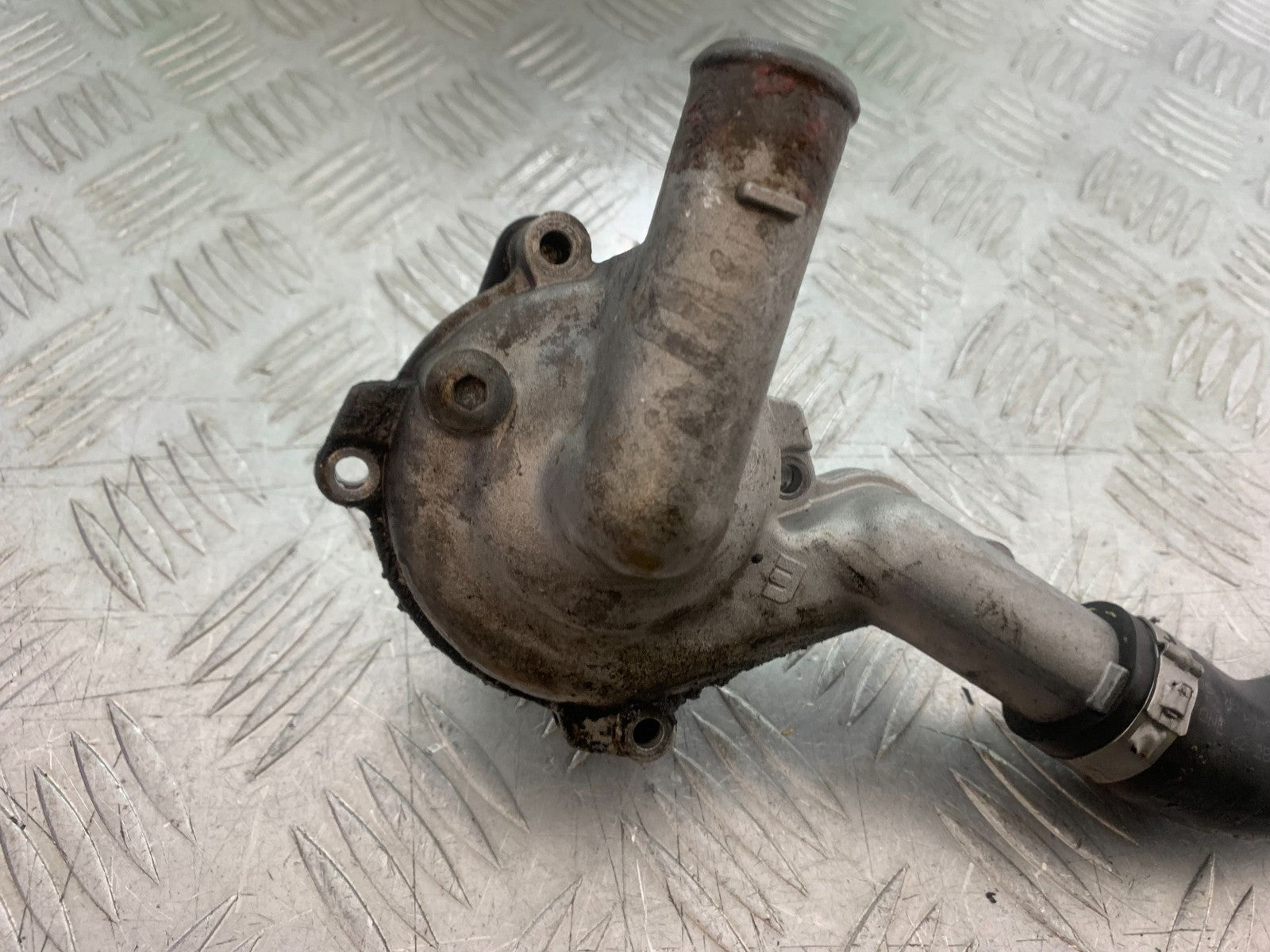 APRILIA TUONO 1000 V4 WATER PUMP  YEAR 2013-2014  (CMB1239)
