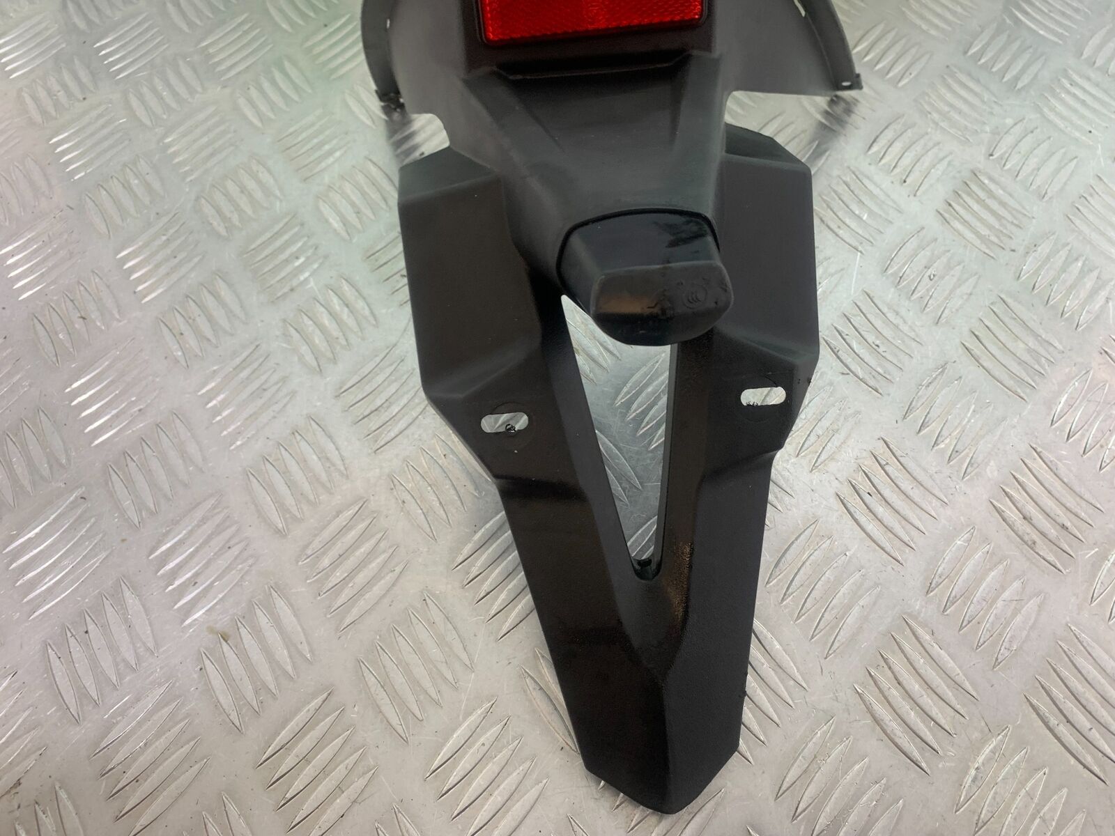 NECO GPX125 REAR MUDGUARD  YEAR 2016-2021(CMB1052)