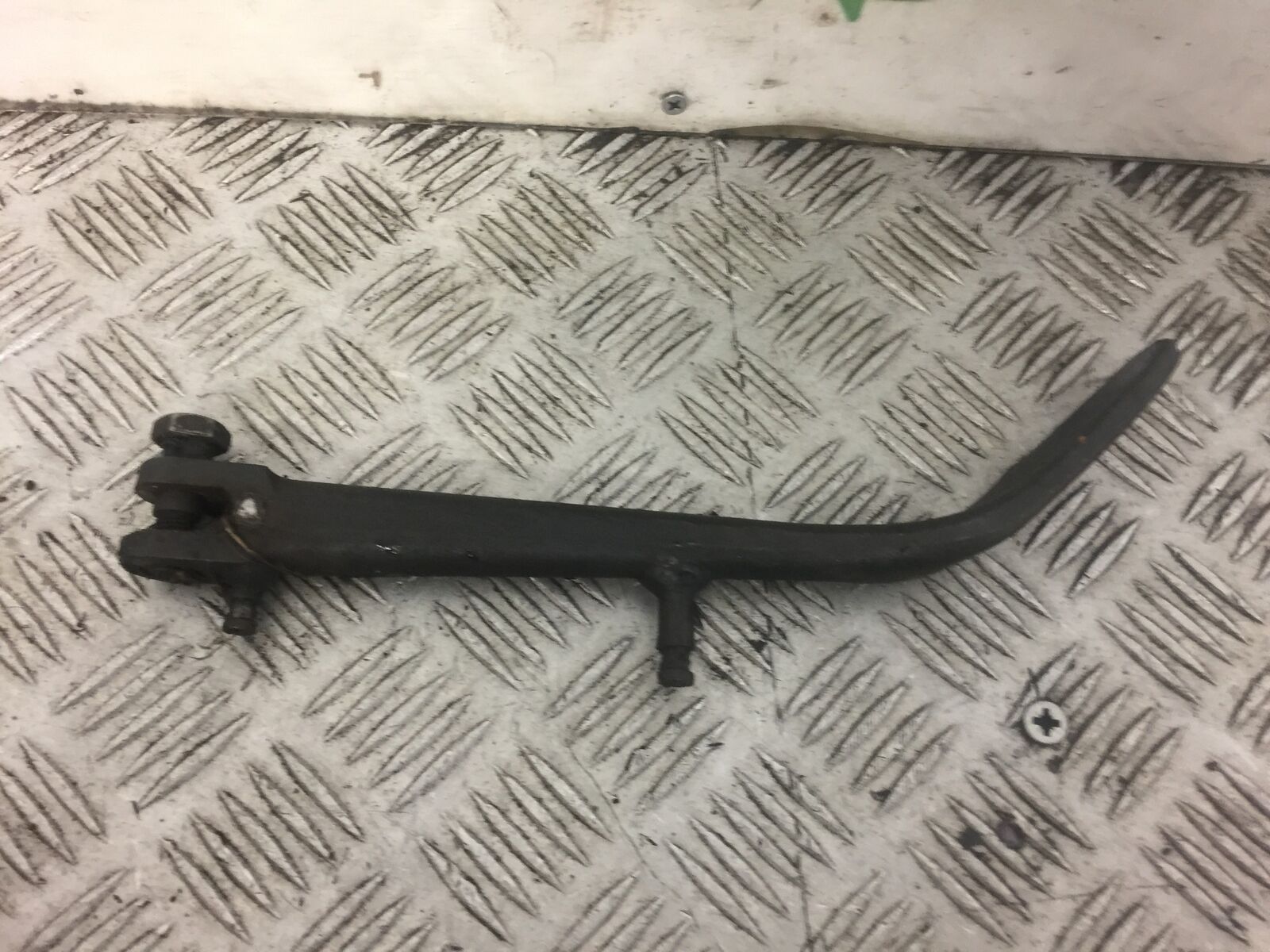 KAWASAKI VN900 VN 900 CUSTOM SIDE STAND YEAR 2010 (STOCK 387)