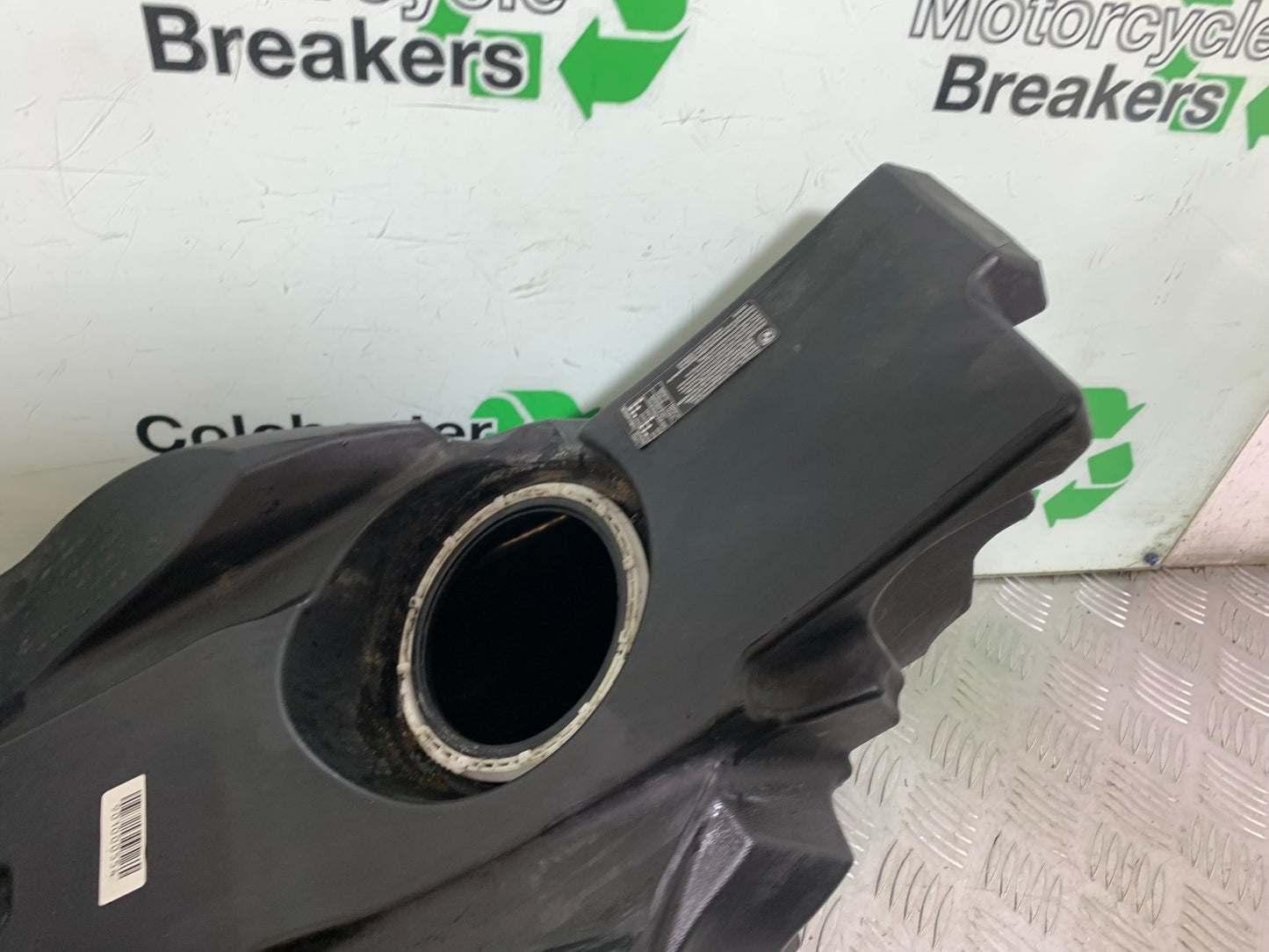 BMW F800 GT PETROL TANK   YEAR 2013-2017 (CMB1248)