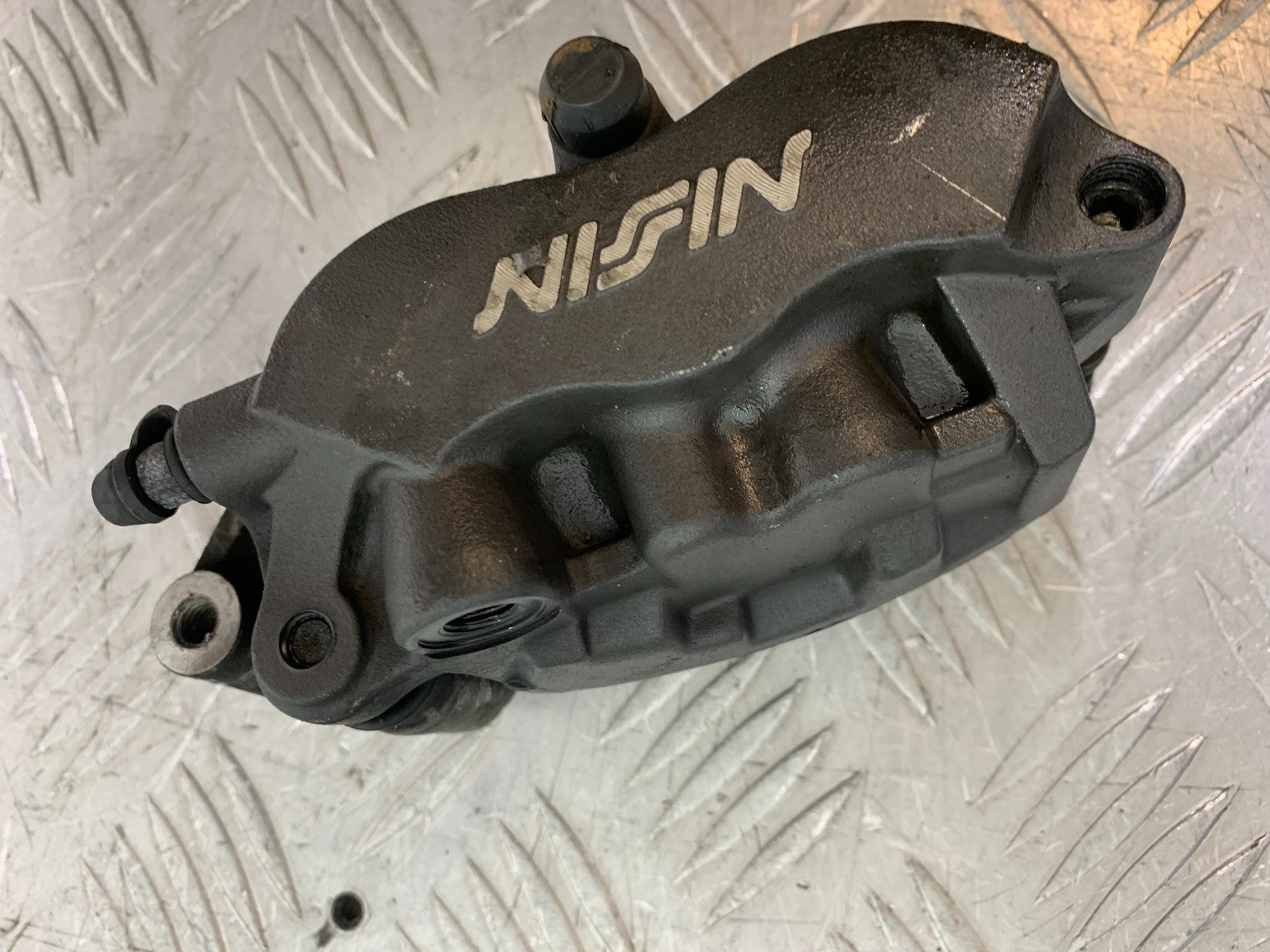HONDA VFR800 VFR 800 V-TEC FRONT RIGHT CALIPER   YEAR 2002 -09 (CMB1296)