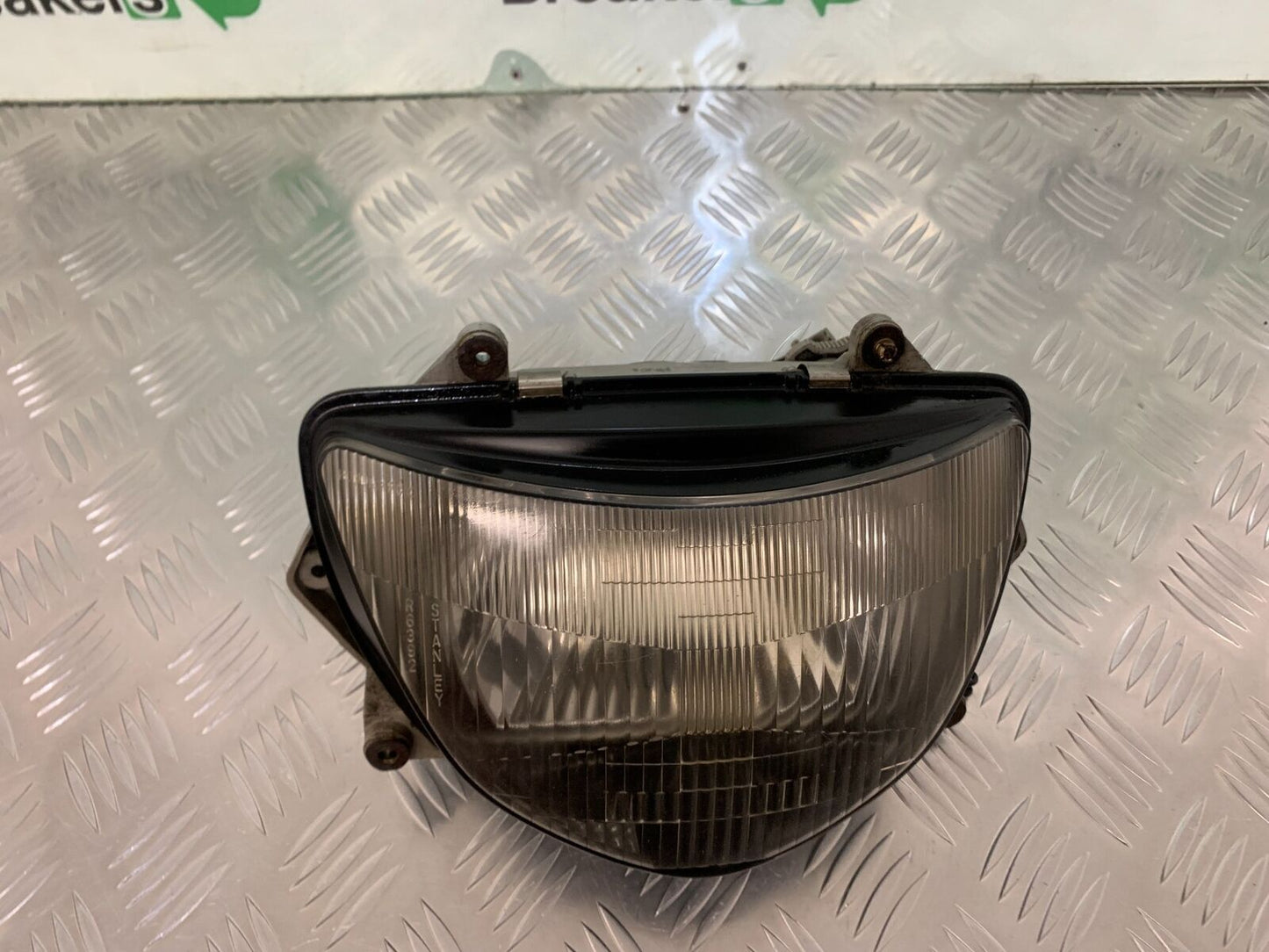 HONDA NT650 V DEAUVILLE HEADLIGHT  YEAR 1999 (STOCK 937)