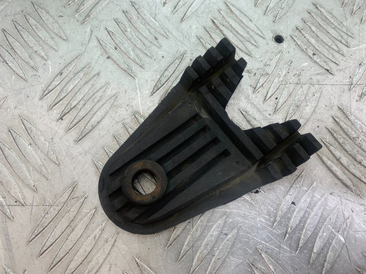 YAMAHA XV535 XV 535 VIRAGO PETROL TANK RUBBER MOUNT  YEAR 1994-02 (CMB1162)