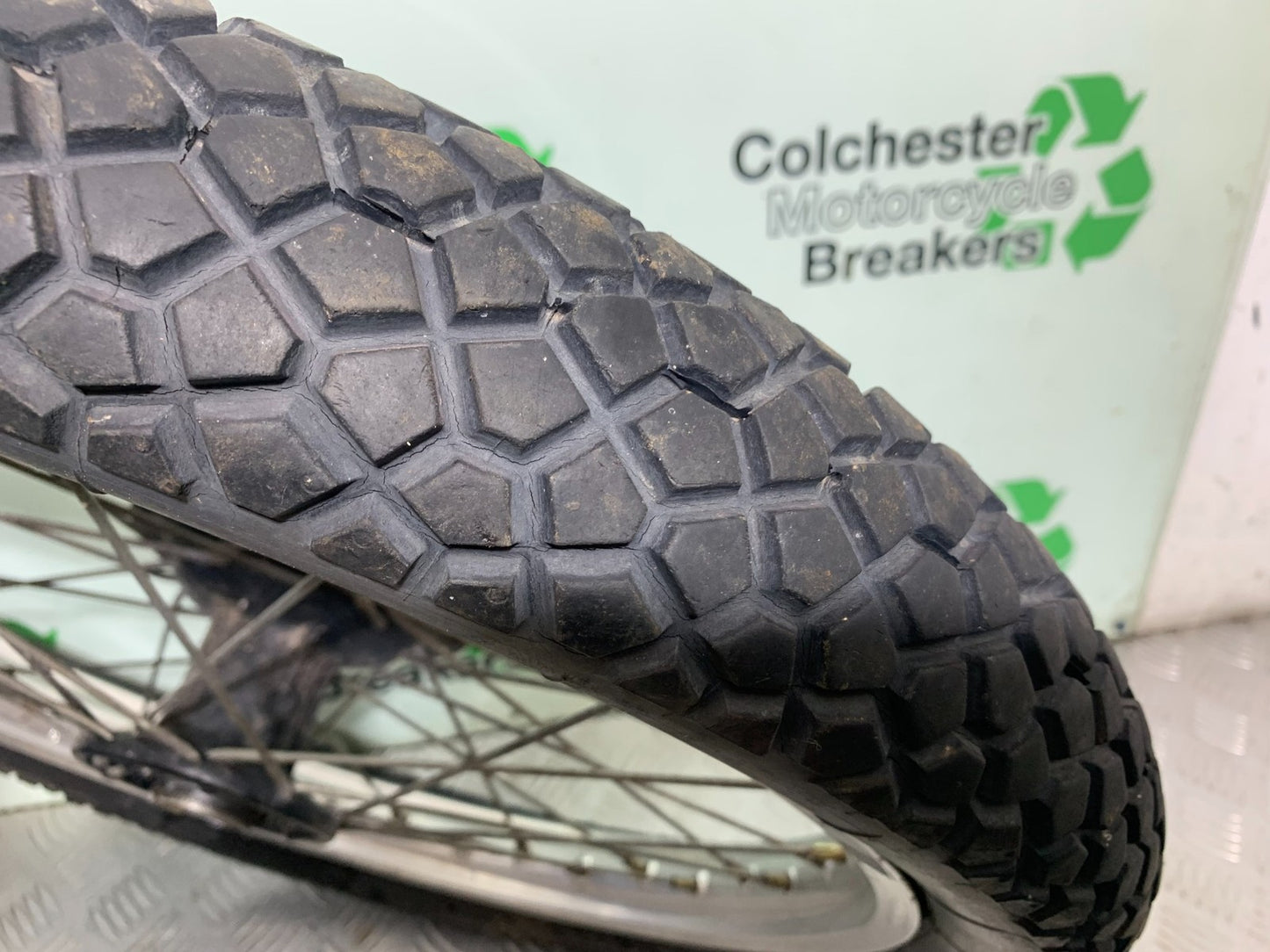 KAWASAKI KLR250 KLR 250 FRONT WHEEL   YEAR 1984-2001 (CMB1225)