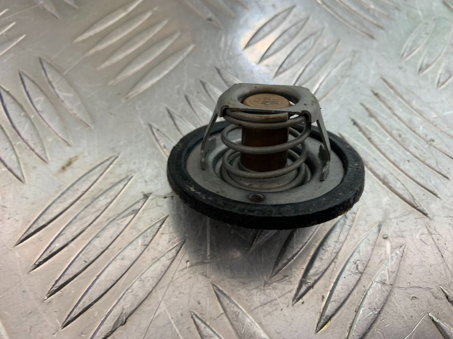 TRIUMPH 765 STREET TRIPLE RS THERMOSTAT  YEAR 2018-2021 (STOCK 968)