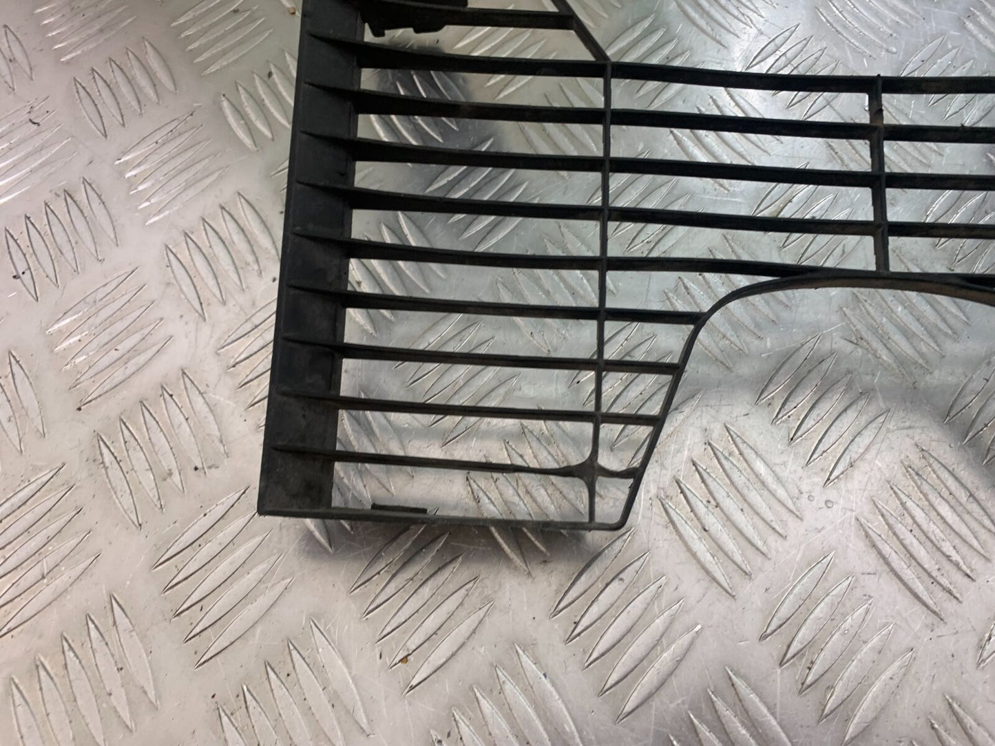 HONDA CBR600 CBR 600 F2 RADIATOR GRILL YEAR 1991-1993 (CMB1114)