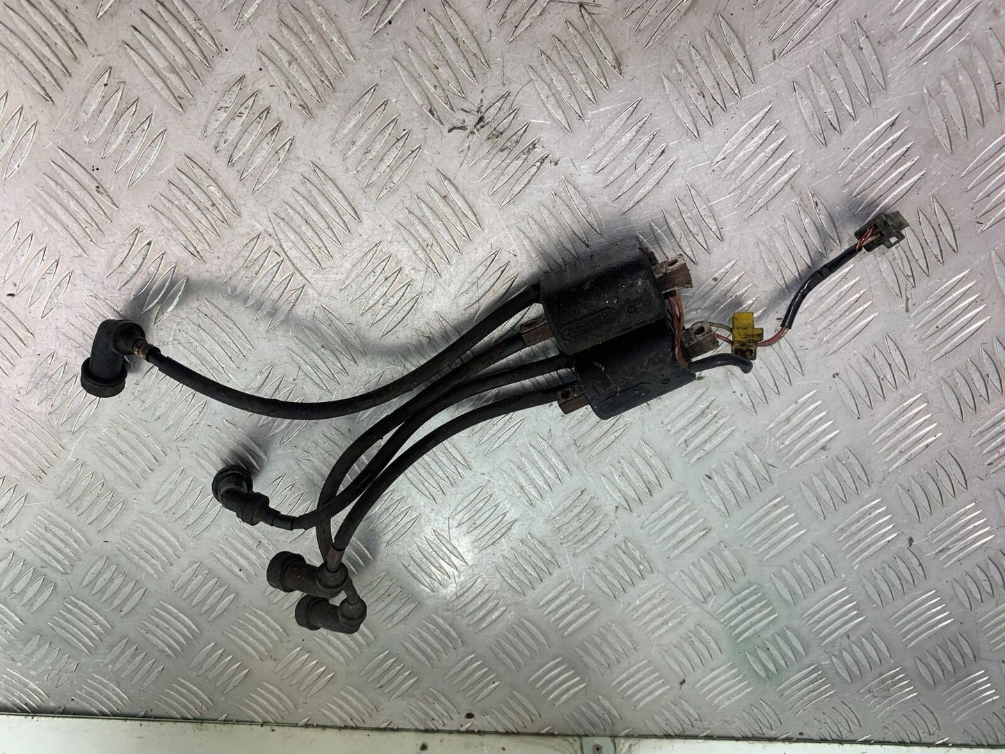 YAMAHA FJ1100 FJ 1100 COILS  YEAR 1984-1985 (CMB1101)