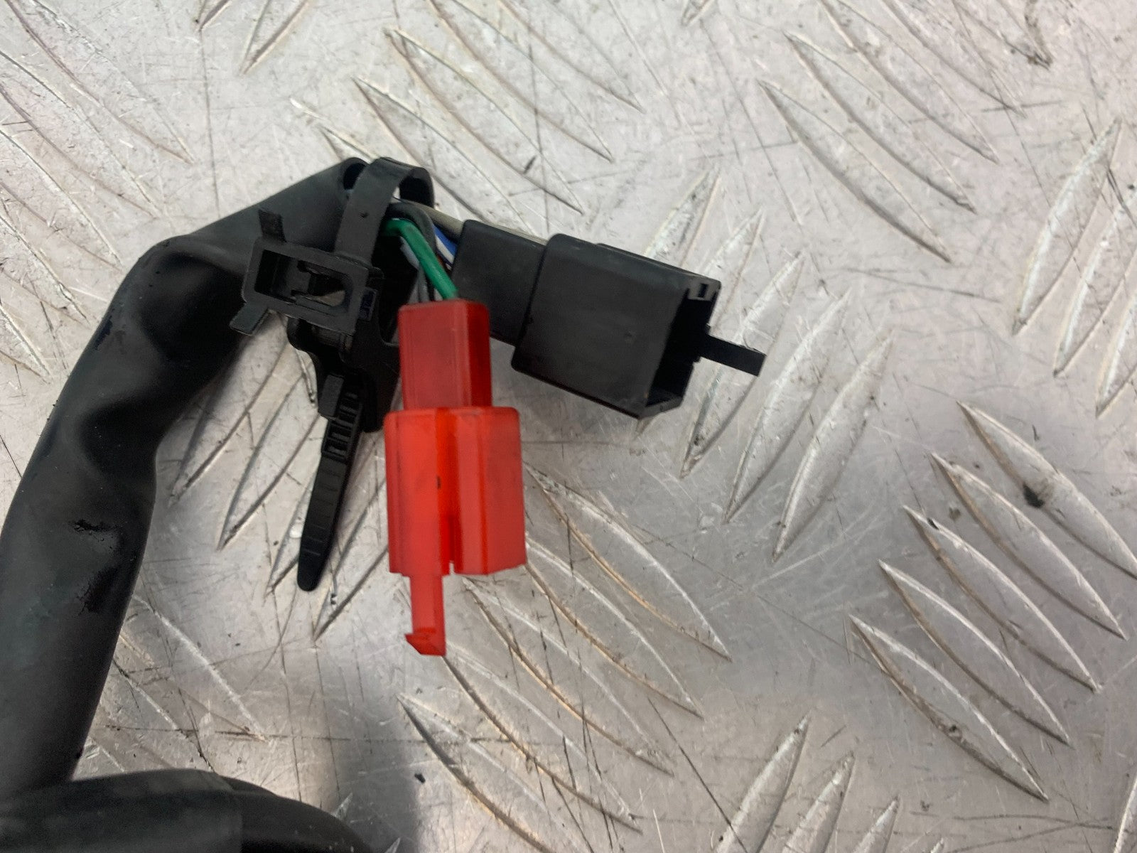 HONDA VFR800 PRE V-TEC LEFT SWITCH GEAR  YEAR 1998-2001 (CMB1233)