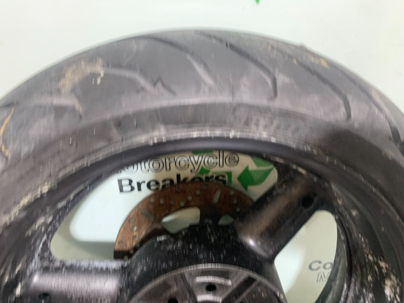 SUZUKI RF900 RF 900 REAR WHEEL  YEAR 1994-1999 CMB1326