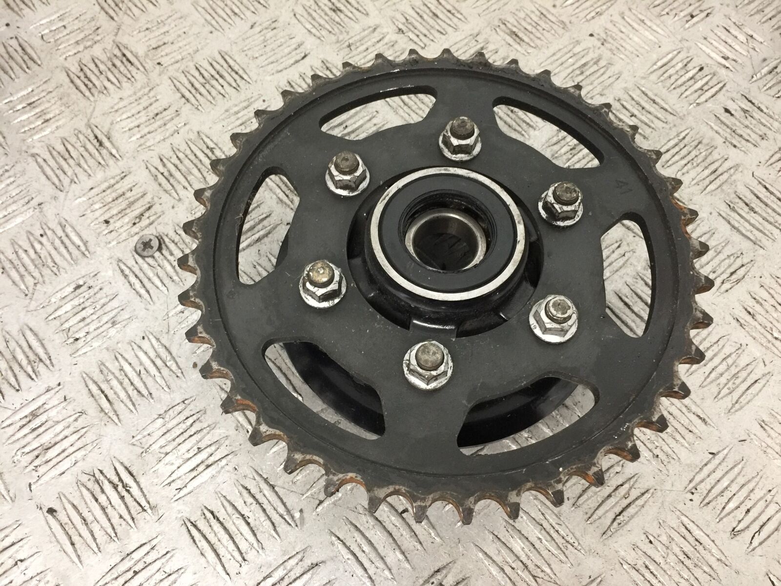 KAWASAKI ZX9R ZX9 C REAR SPROCKET CARRIER   YEAR 1998-99 (STOCK 903)