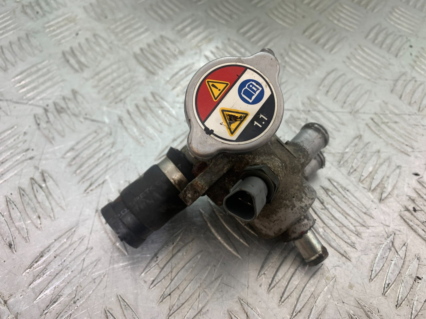 HONDA NT 700 V DEAUVILLE THERMOSTAT YEAR 2006-2011 (CMB1211)