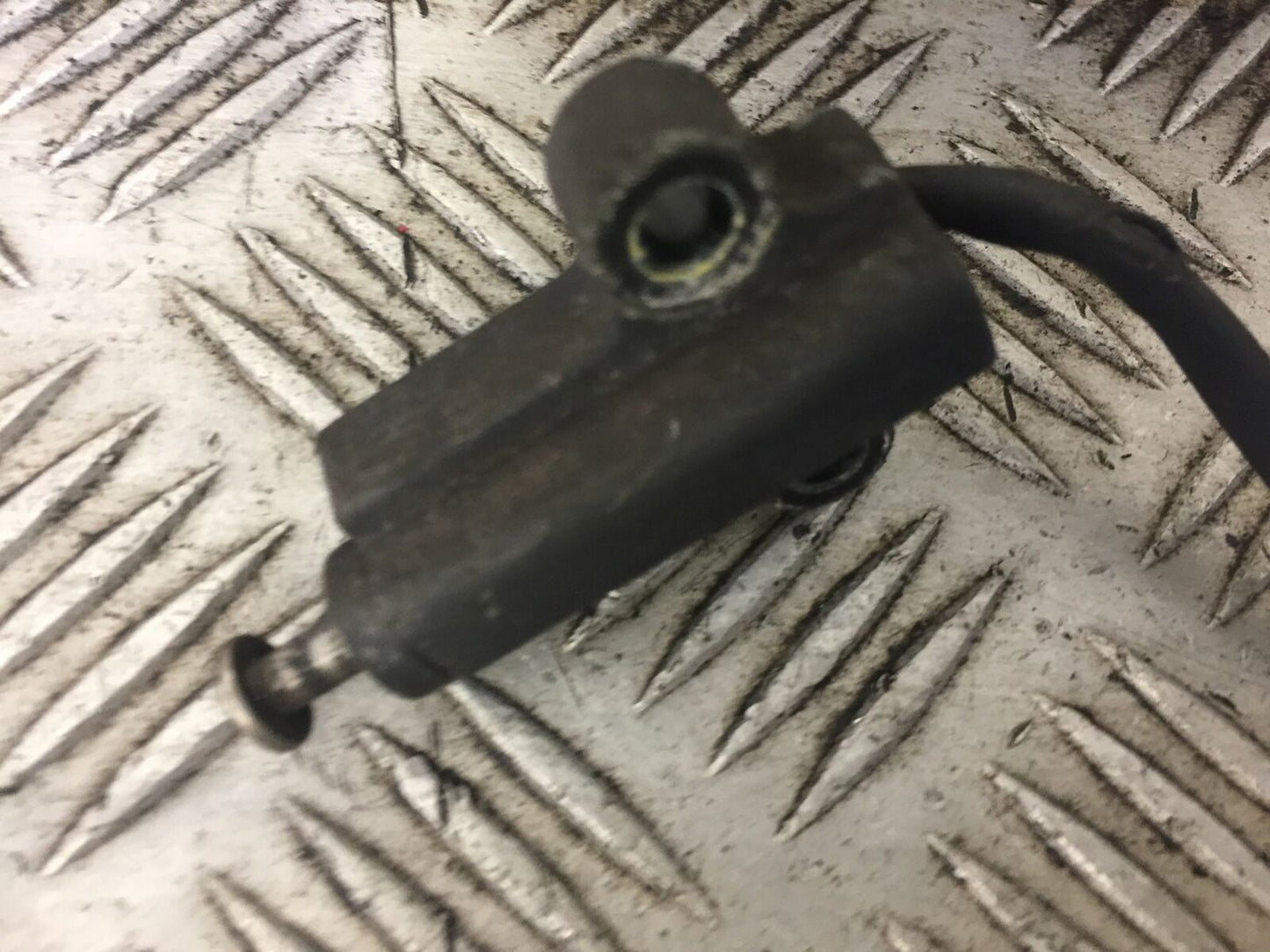 SUZUKI GSF600 GSF 600 BANDIT SIDE STAND SWITCH  YEAR 2002(STOCK 606)