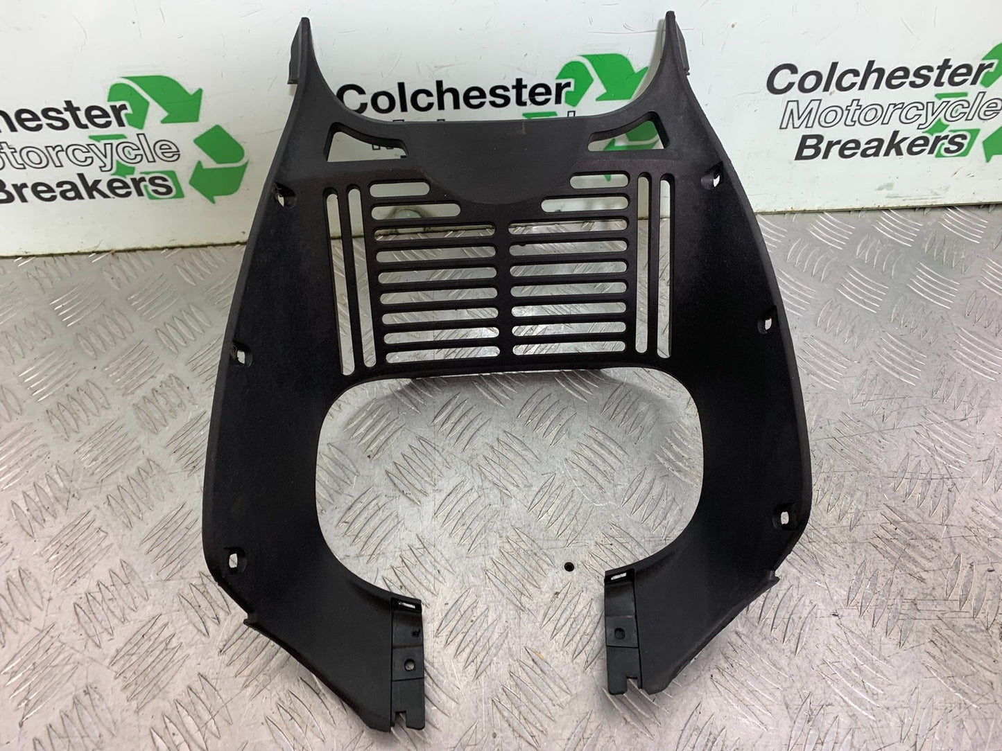 HONDA XL125 VARADERO RADIATOR GRILL YEAR 2001-2006  (CMB1304)