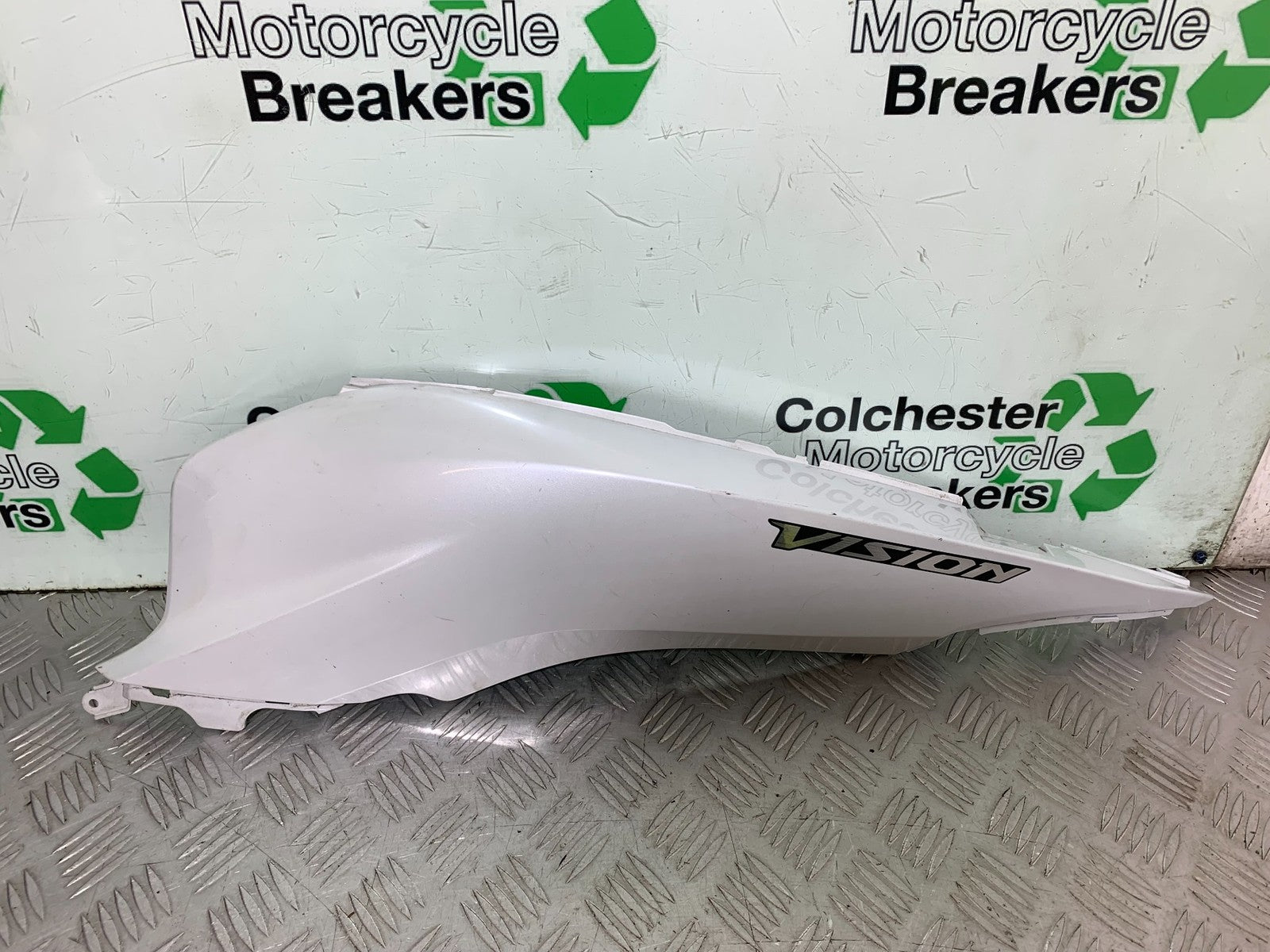 HONDA NSC110 VISION LEFT SEAT PANEL YEAR 2017-2020 (CMB1249)
