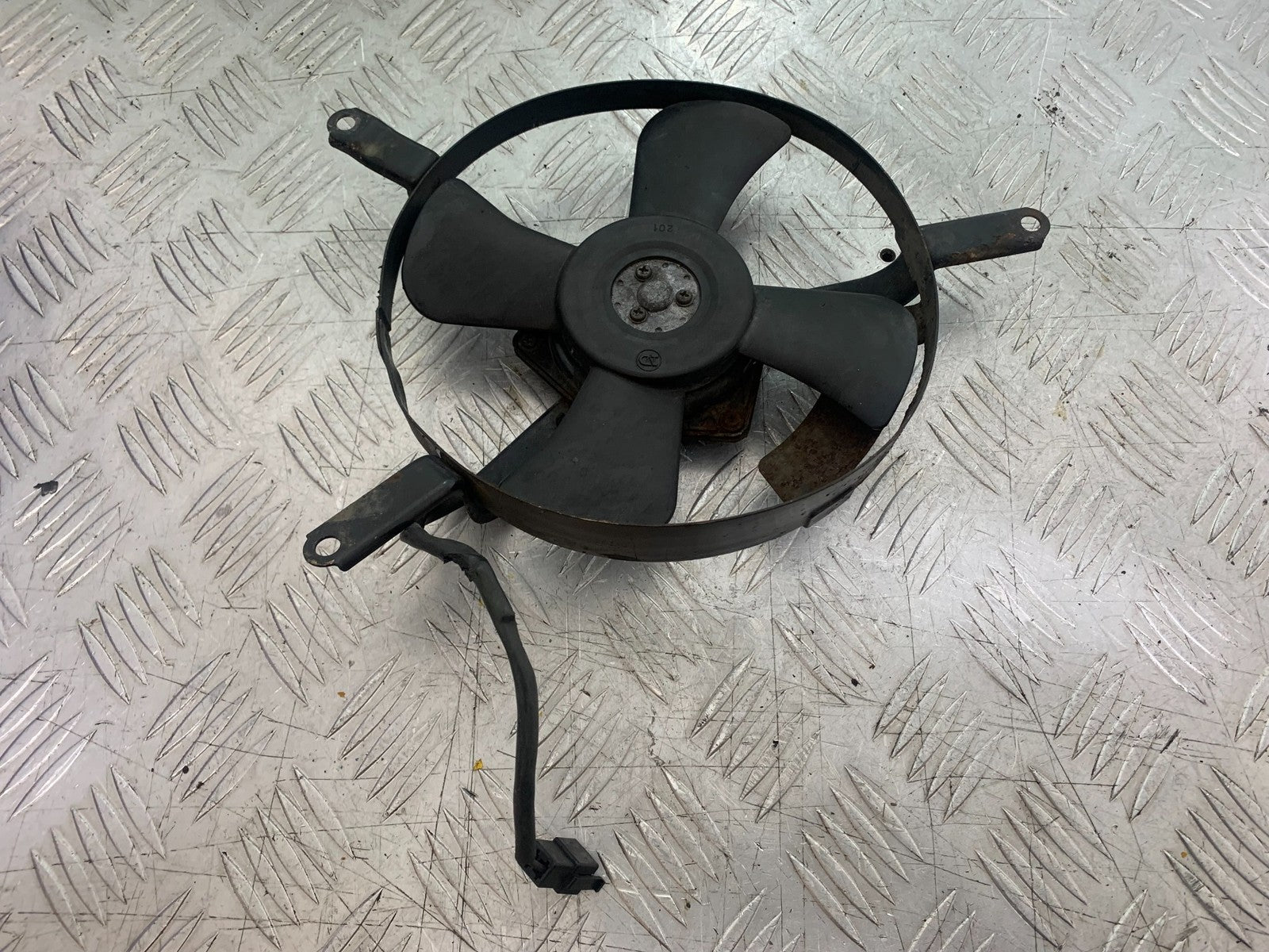 KAWASAKI ZX9R ZX9 C RADIATOR FAN  YEAR 1998-99 (CMB1213)