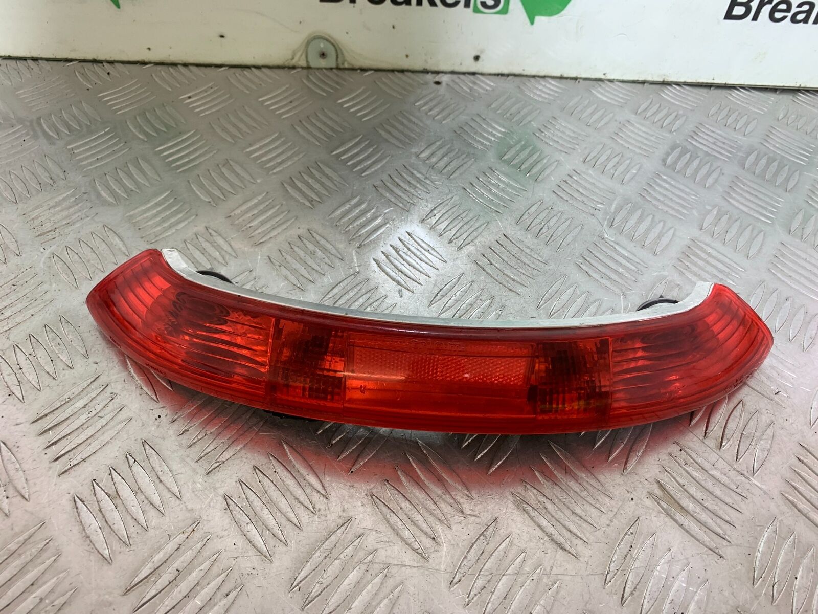 PIAGGIO X EVO 400 REAR LIGHT  YEAR 2007-2011 (CMB1069)