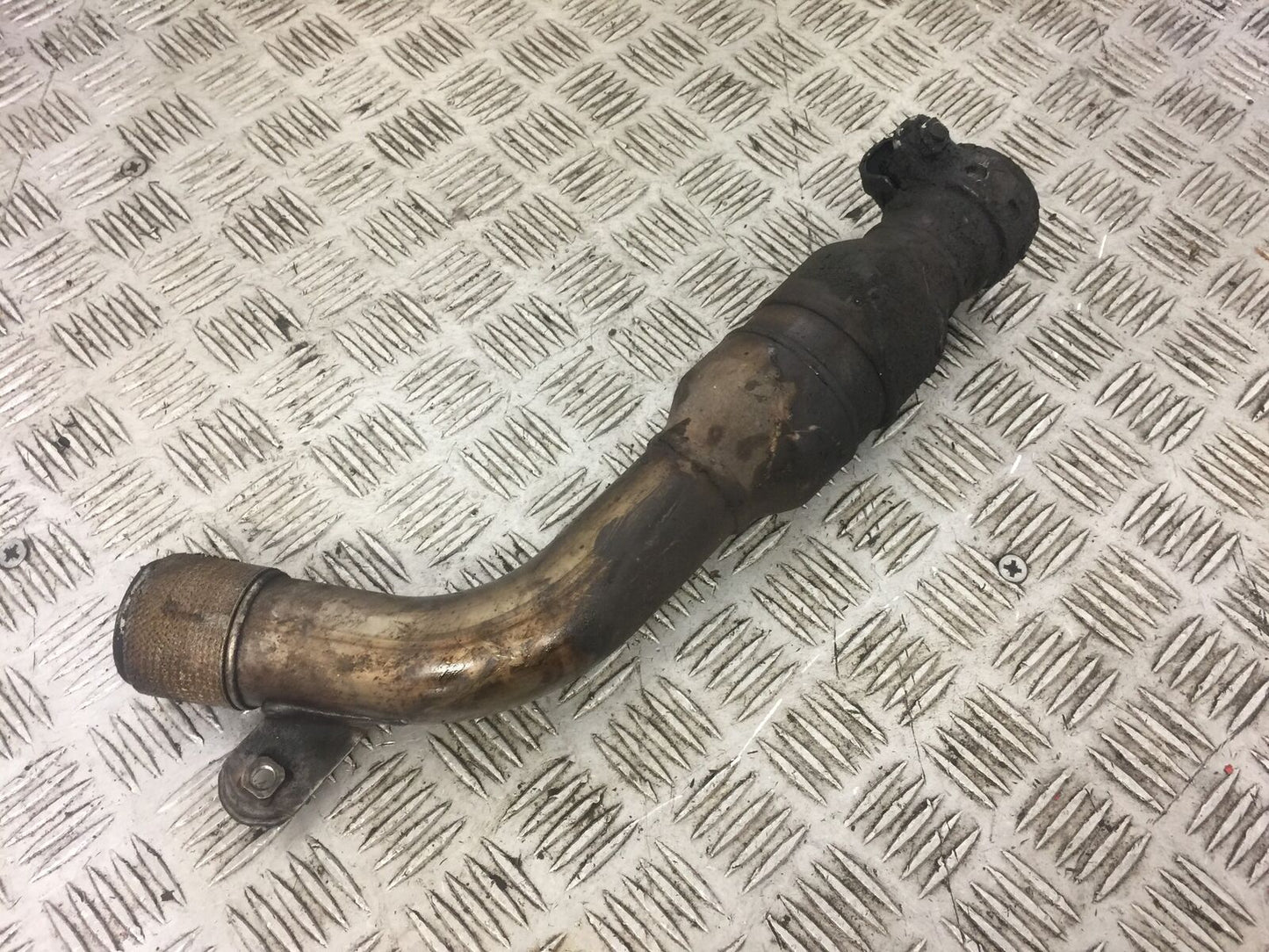 YAMAHA FZ6 EXHAUST LINK PIPE YEAR 2005  (STOCK 589)