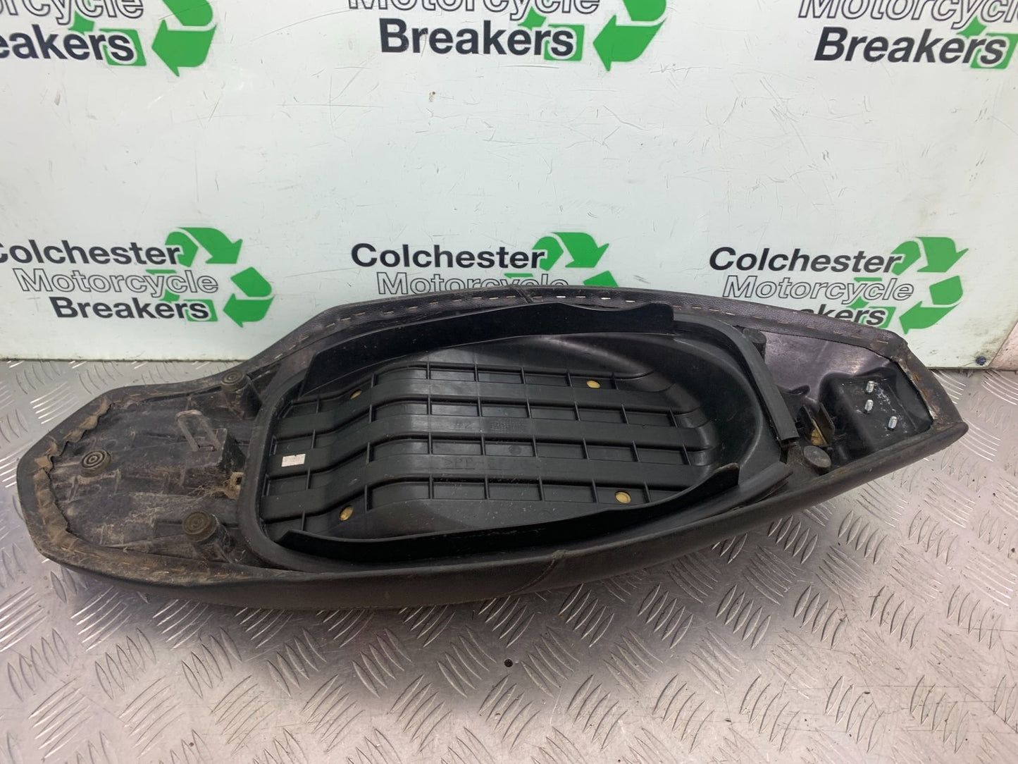 YAMAHA XMAX 125 XMAX-125 SEAT  YEAR 2015-2020  (CMB1266)