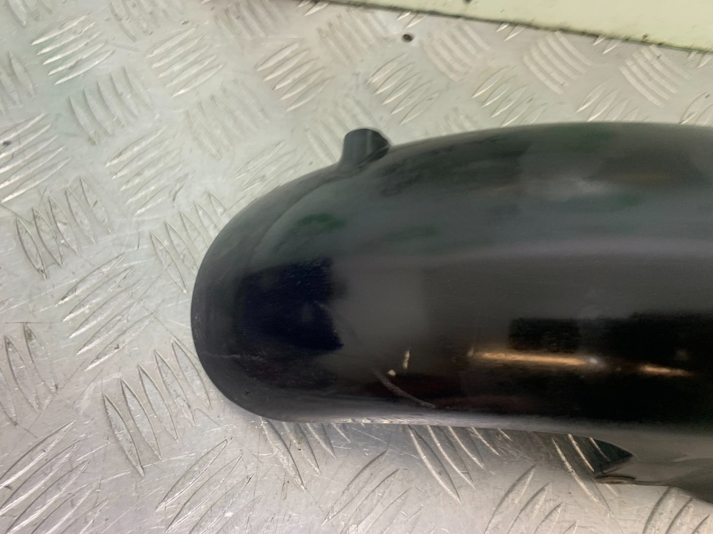 YAMAHA FZS600 FAZER 600 FRONT MUDGUARD   YEAR 1998-2001 (CMB1267)