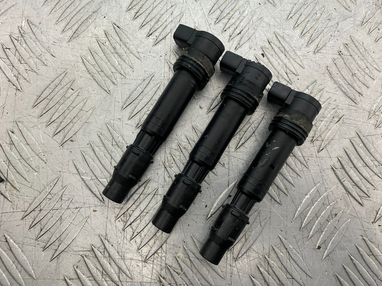 TRIUMPH 675 STREET TRIPLE RX COILS 2015- 2017 (CMB1299)