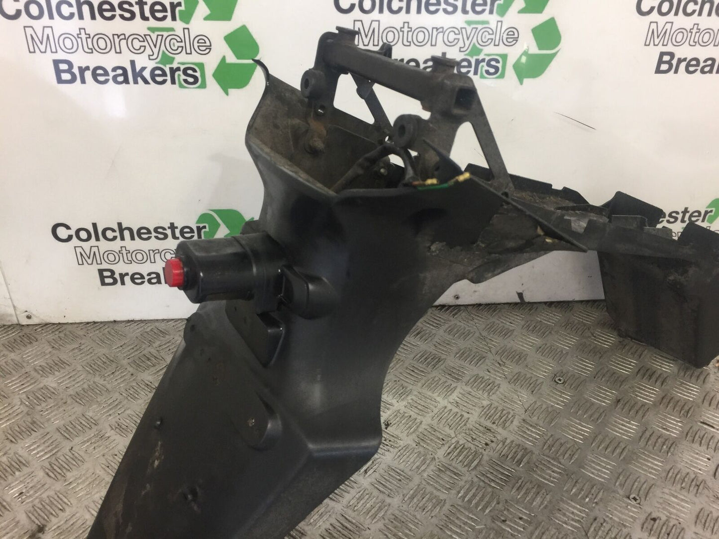 HONDA XL1000 VARADERO REAR MUDGUARD  YEAR 2000 (STOCK 343)