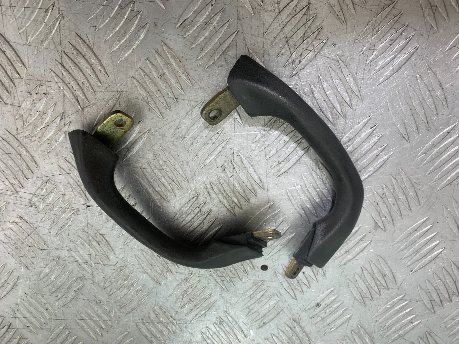 YAMAHA XJ900 XJ 900 DIVERSION GRAB RAILS YEAR 1994-2002(CMB1292)