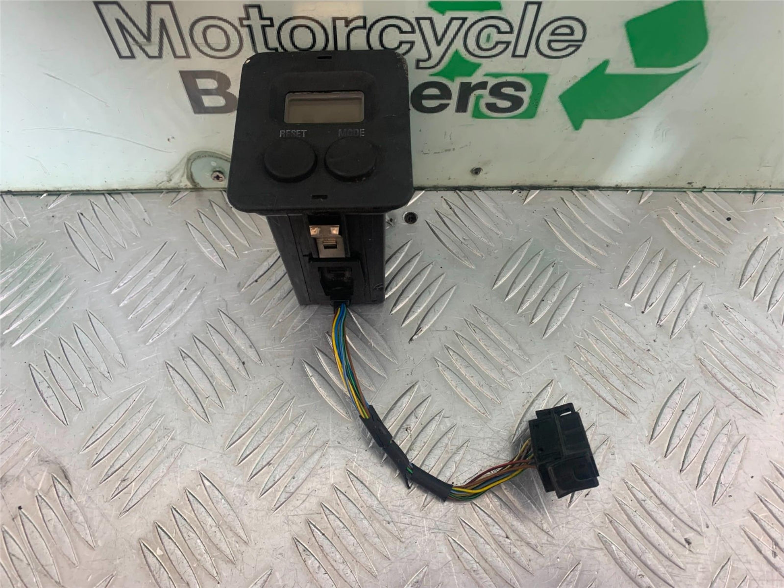 BMW K1200 K 1200 LT TIME CLOCK YEAR 1999-07 (CMB1138)