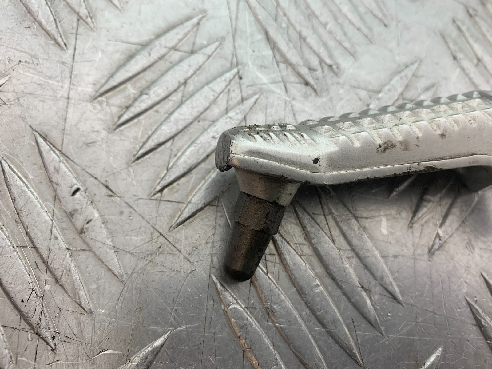 BMW S1000 RR FRONT LEFT FOOTPEG   YEAR 2015-2018 (CMB1246)