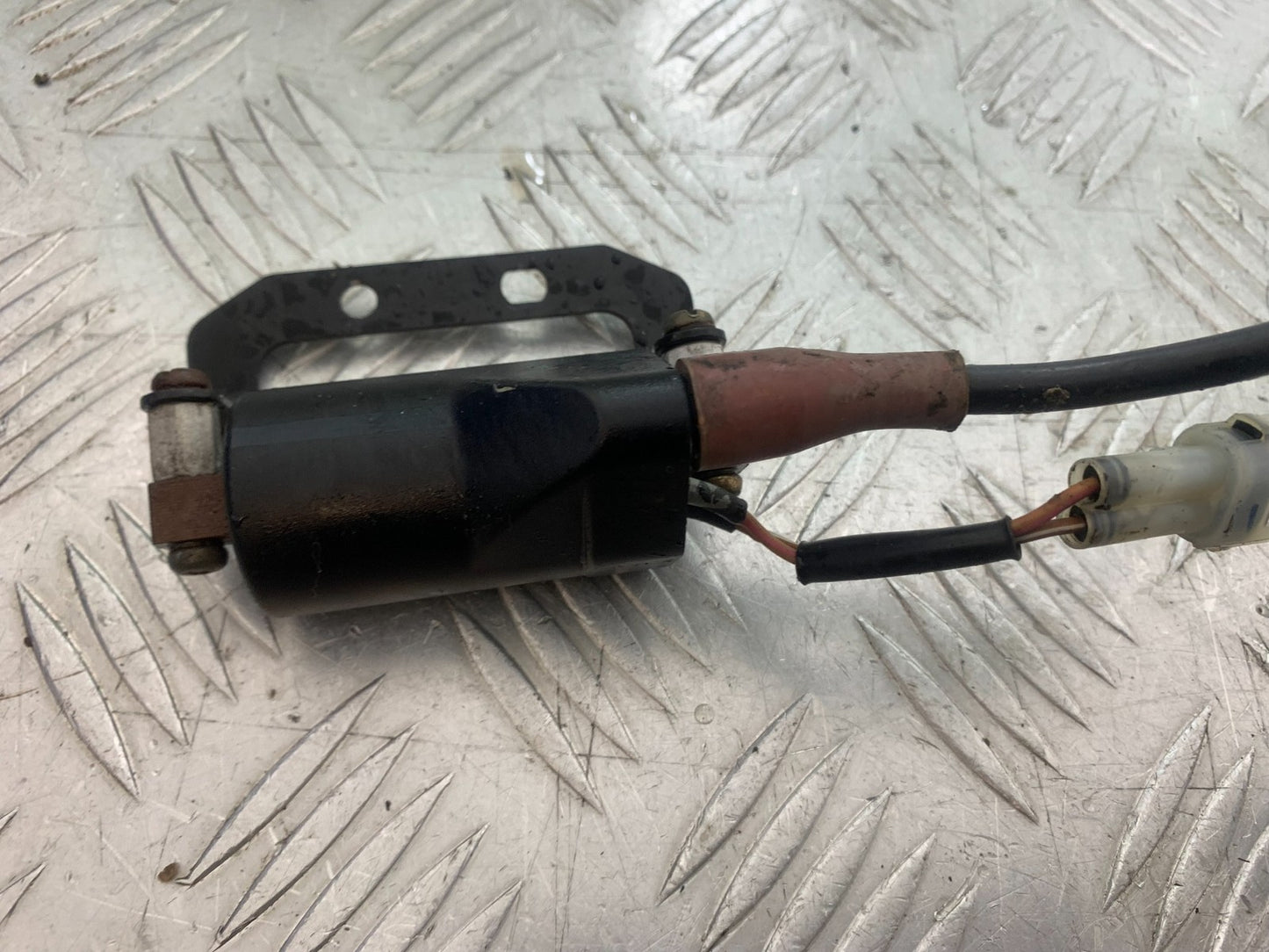 ROYAL ENFIELD HIMALAYAN 411 COIL AND CAP  YEAR 2018-2023 (CMB1279)