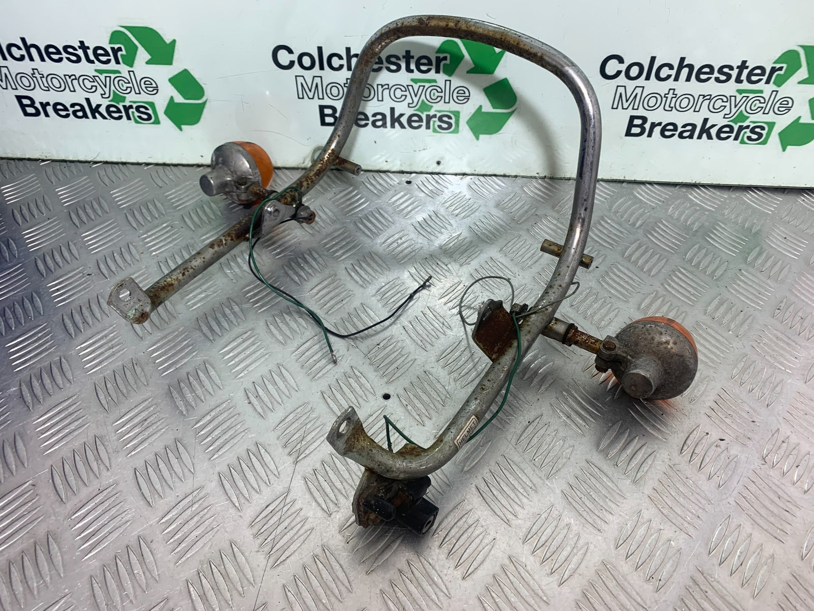 HONDA CX500 CX 500 GRAB RAIL AND INDICATORS  YEAR 1978 1981 (CMB1137)