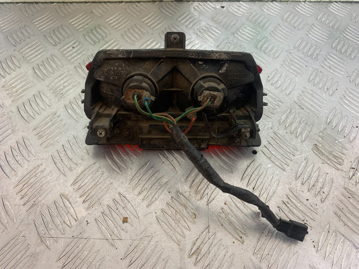 HONDA VFR750 VFR 750 REAR IGHT   YEAR 1994-1997 (CMB1156)